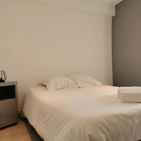 Hotel Le Saint Jean Barbentane Zewnętrze zdjęcie