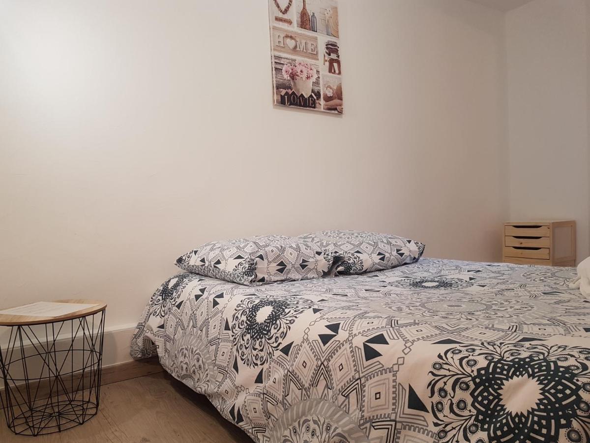 Hotel Le Saint Jean Barbentane Zewnętrze zdjęcie